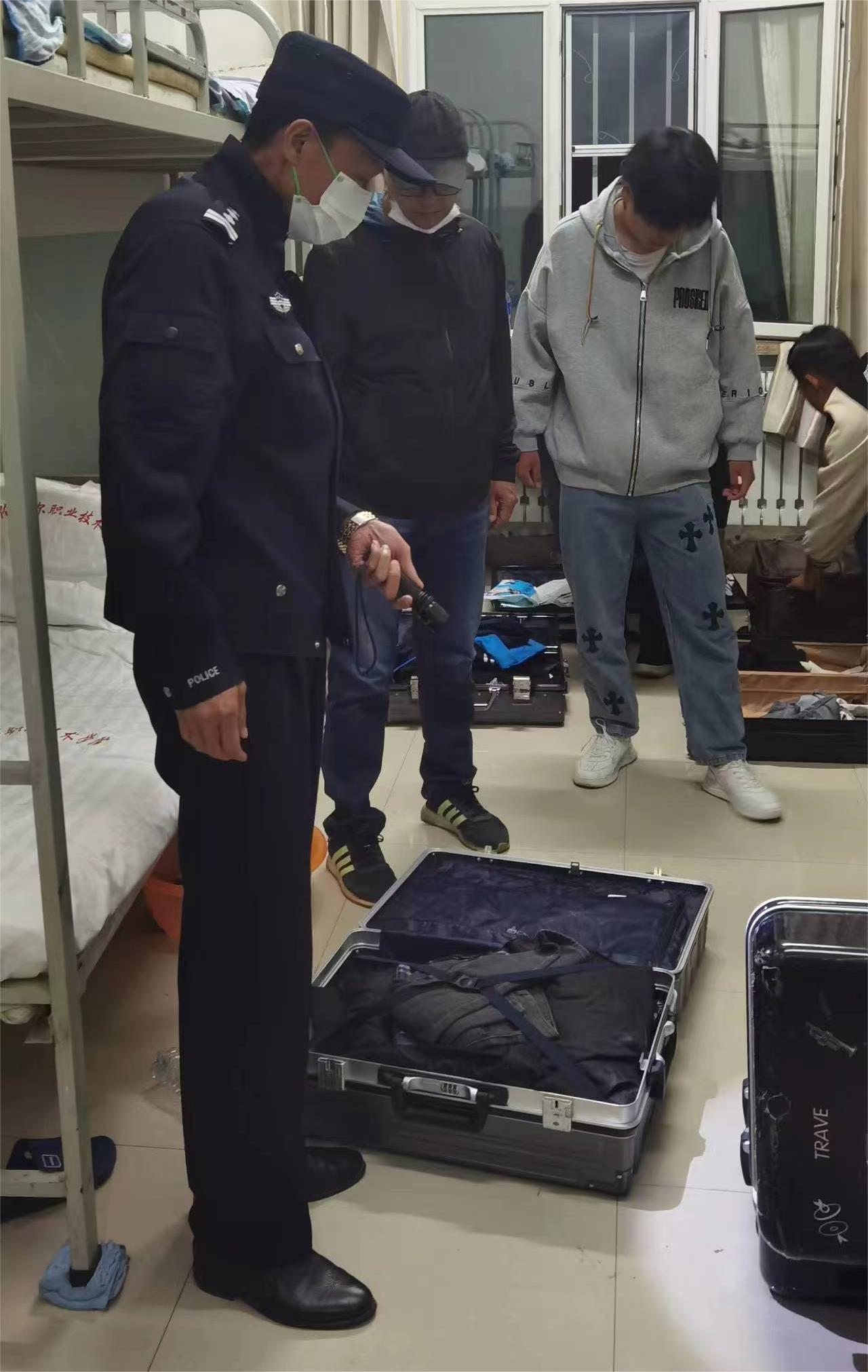 图片1.png 图片1.png